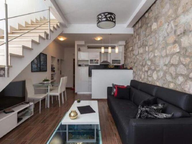 Aquarium Duplex - Duplex Two-Bedroom Apartment With Terrace Ντουμπρόβνικ Εξωτερικό φωτογραφία